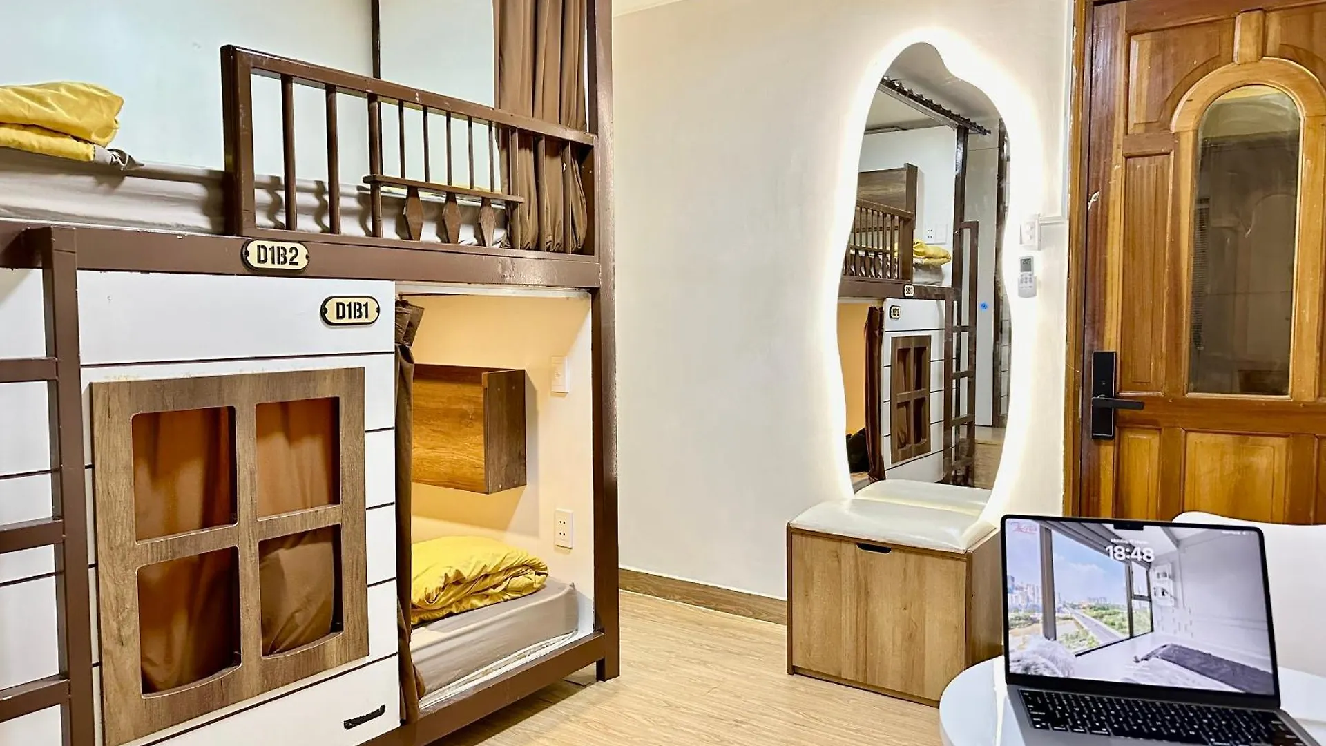 Dorms Bui Vien - Walking Street Apartment Ho Chi Minh City