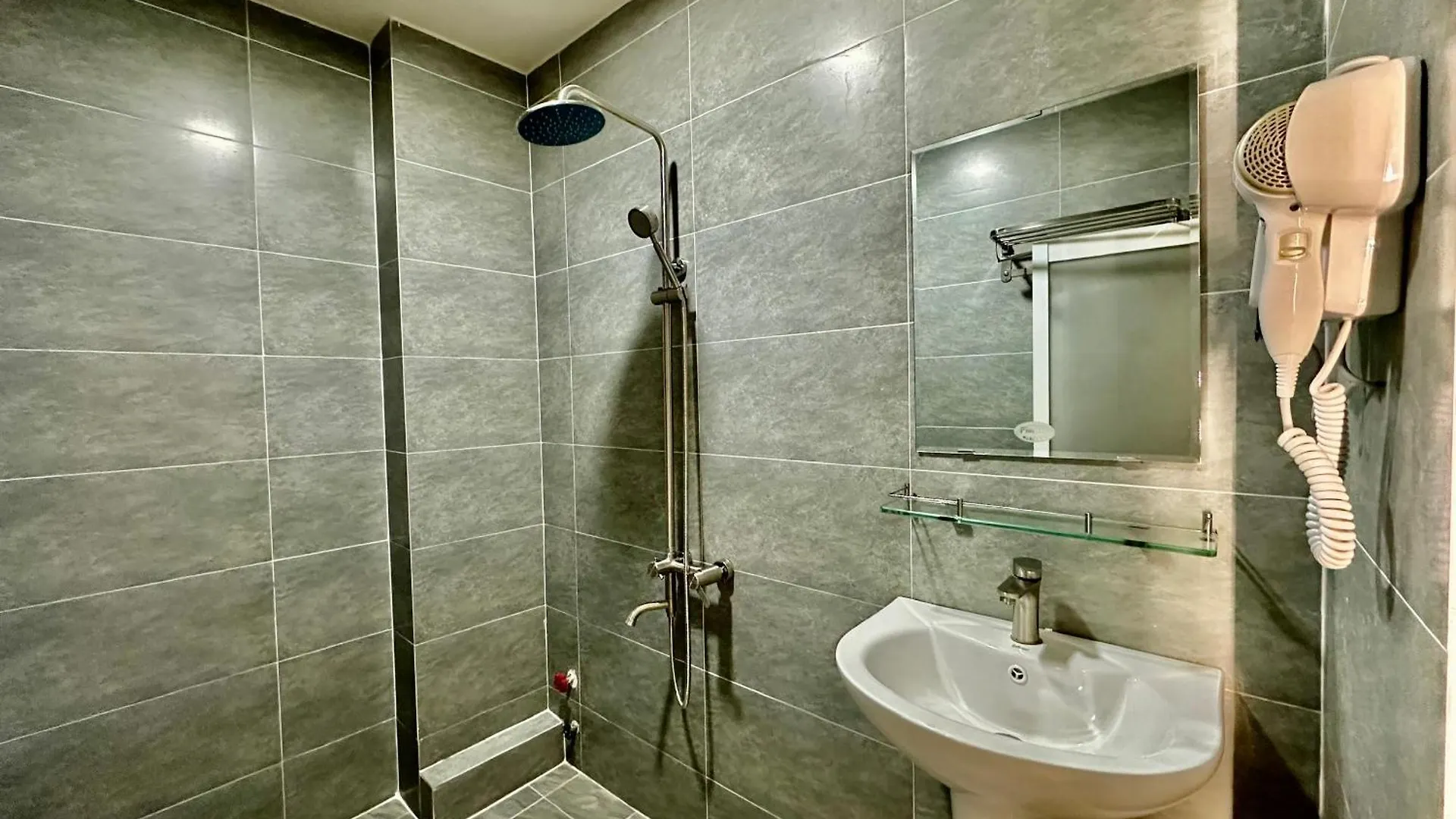 Dorms Bui Vien - Walking Street Apartment Ho Chi Minh City