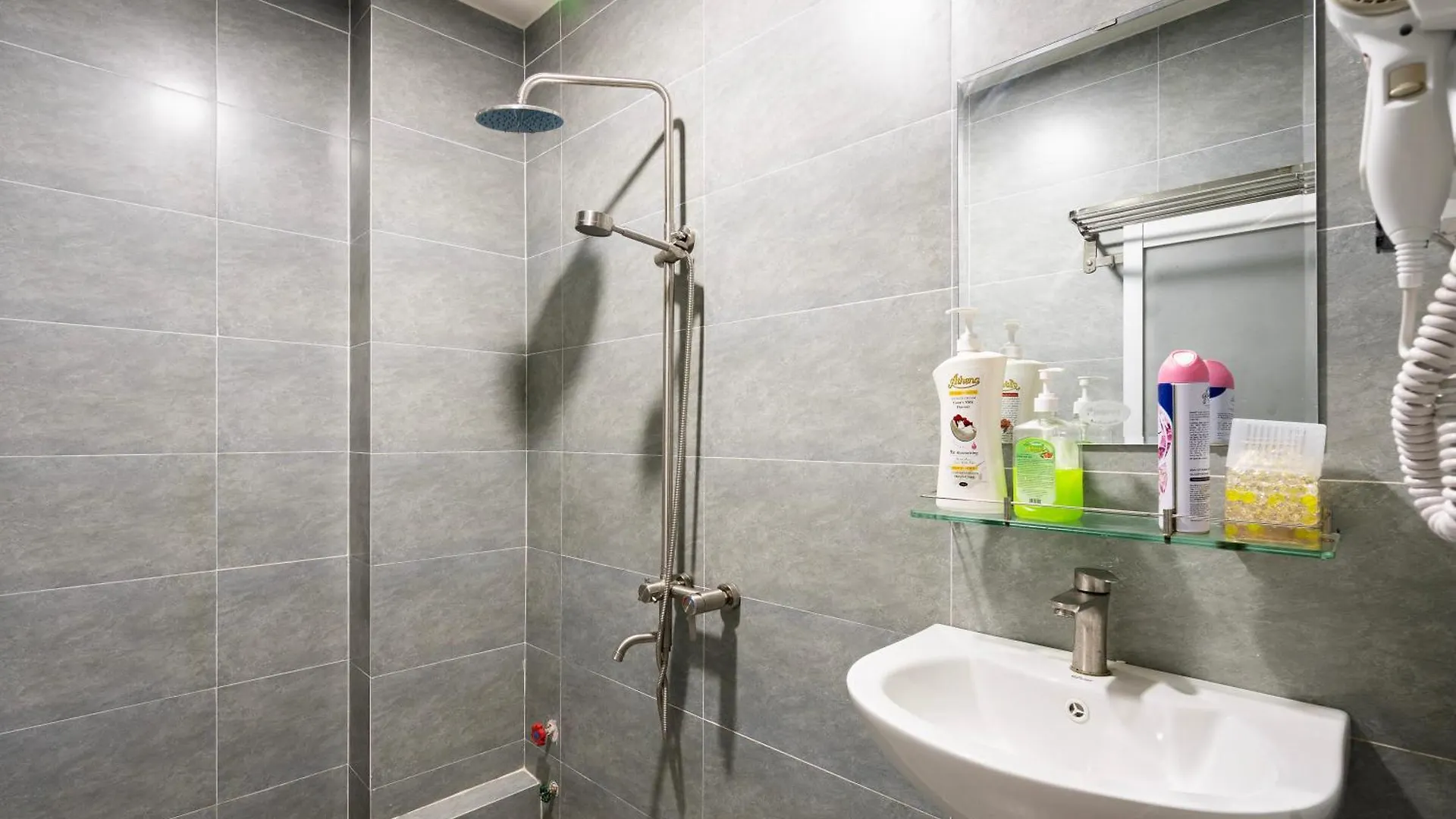 Dorms Bui Vien - Walking Street Apartment Ho Chi Minh City