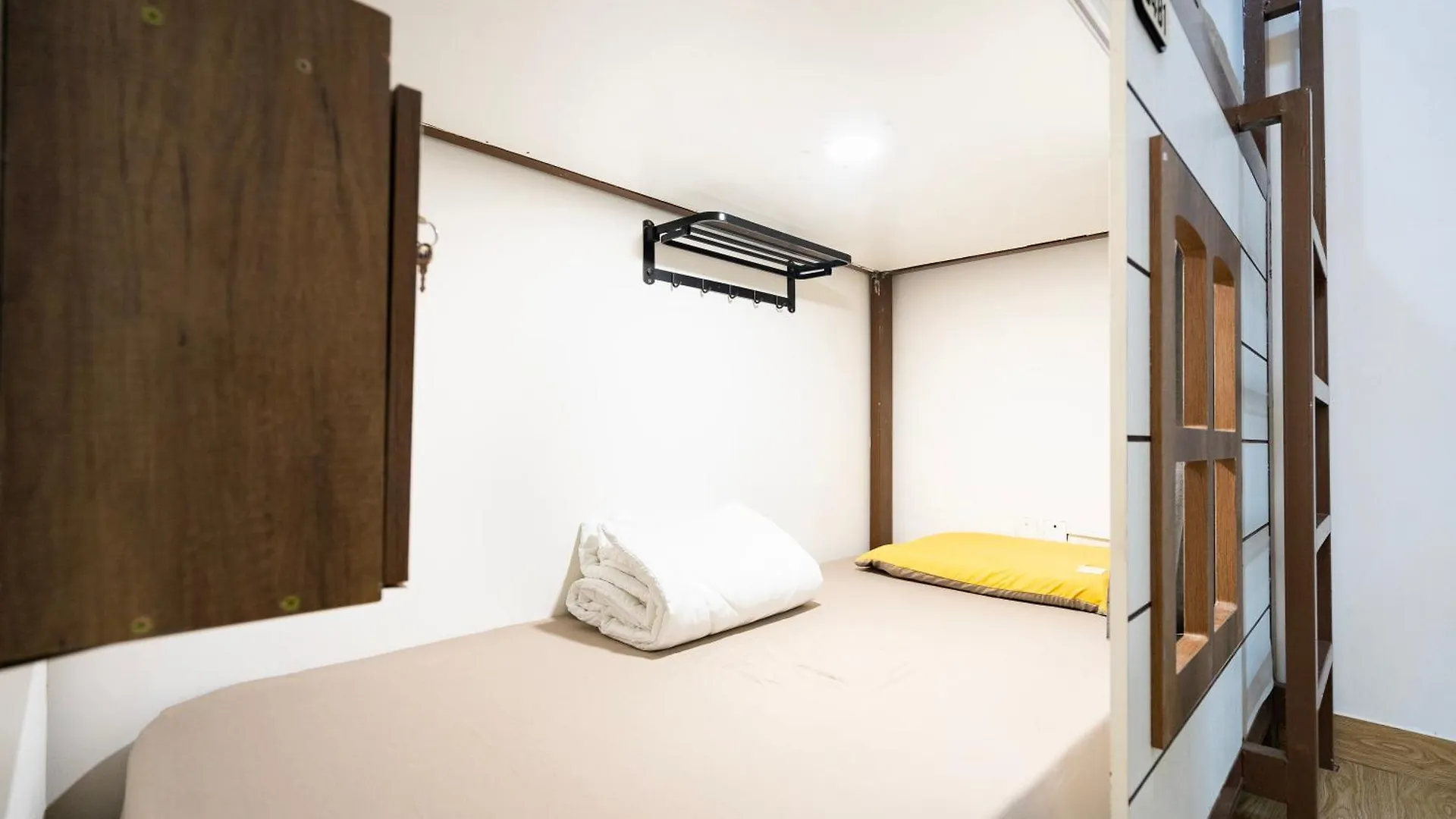 Dorms Bui Vien - Walking Street Apartment Ho Chi Minh City Vietnam