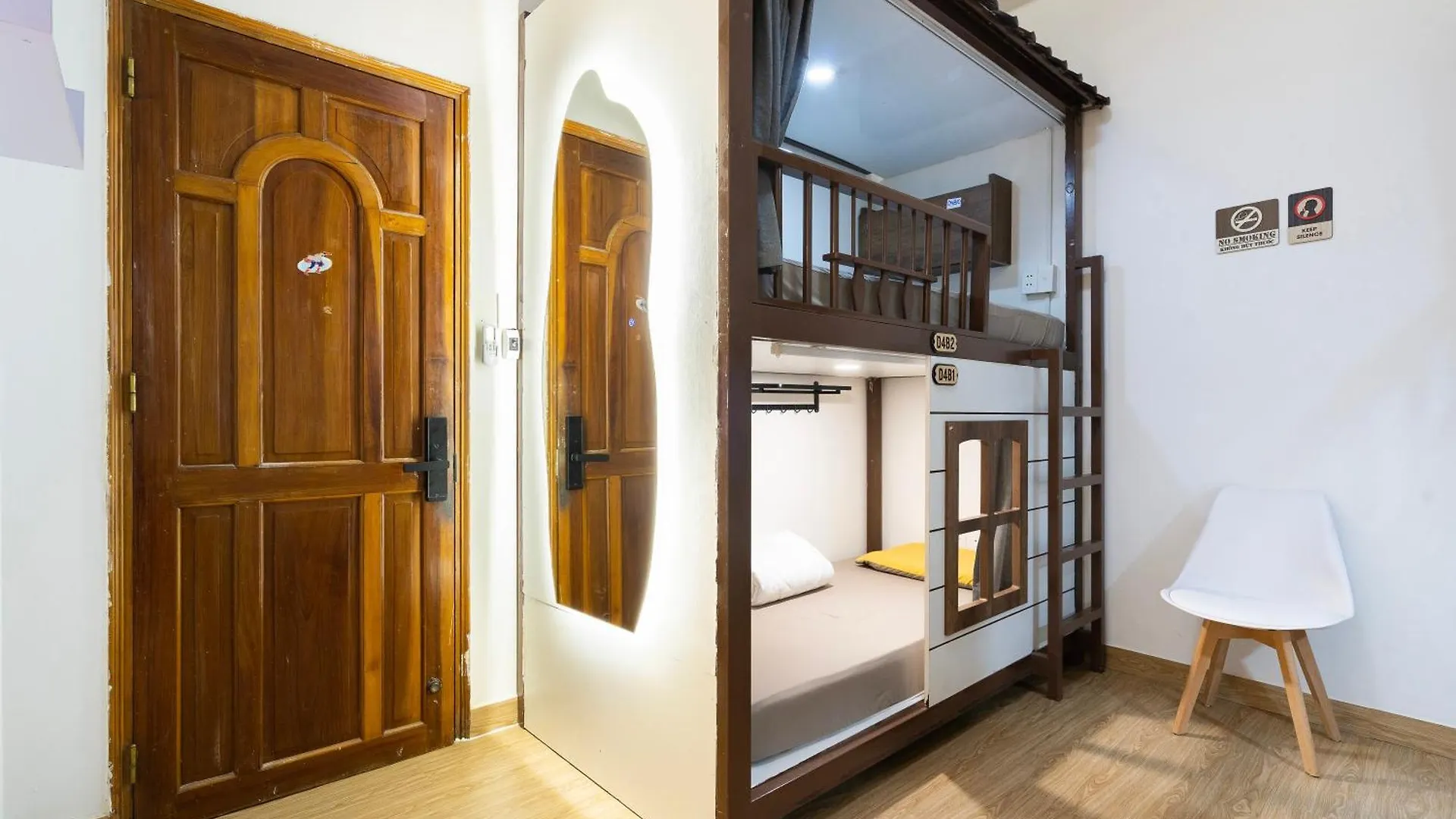 Dorms Bui Vien - Walking Street Apartment Ho Chi Minh City Vietnam