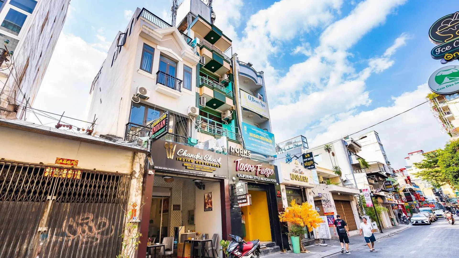 Dorms Bui Vien - Walking Street Apartment Ho Chi Minh City